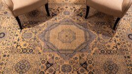 Unique Loom’s Mamluk Ziegler tan and black area rug is made in Pakistan of 100% hand-spun wool.